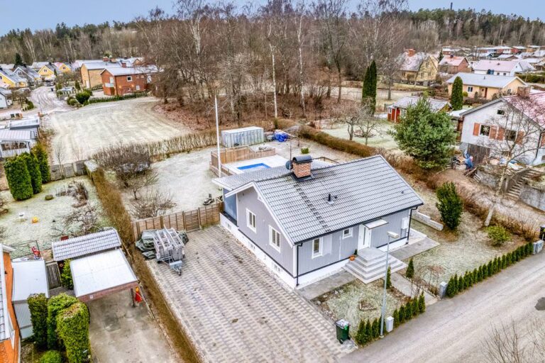 9. Fonsterreparation villa Lund Annehem 768x512